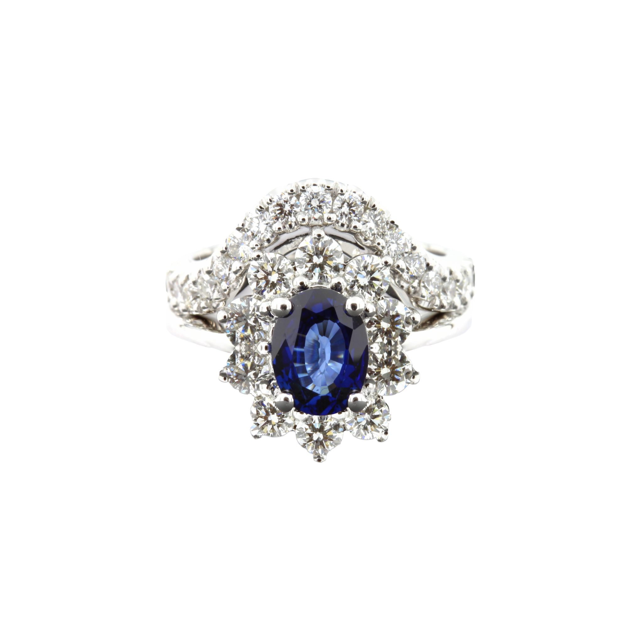 Elegant oval sapphire and diamond ring