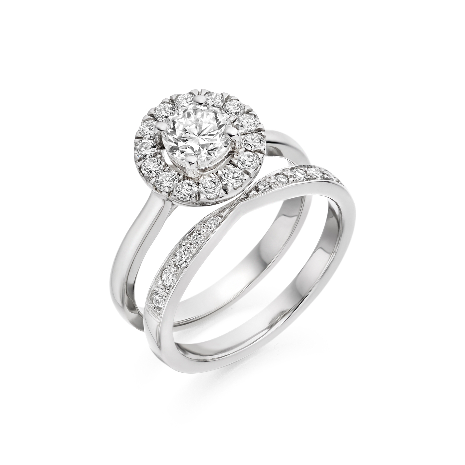 Brilliant cut diamond ring with wide halo diamond surround