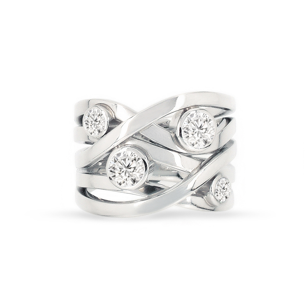 Entwined loving ‘Family’ ring set with 4 diamonds