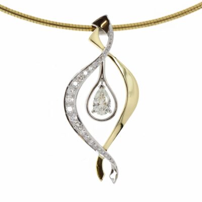 Pear shaped diamond pendant